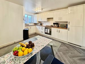 Photo 9- click for photo gallery